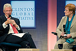 Yhdysvaltain entinen presidentti Bill Clinton kutsui presidentti Tarja Halosen Clinton Global Initiativen avajaiskokouksen paneeliin tiistaina 21. syyskuuta. Kuva: Mika Horelli